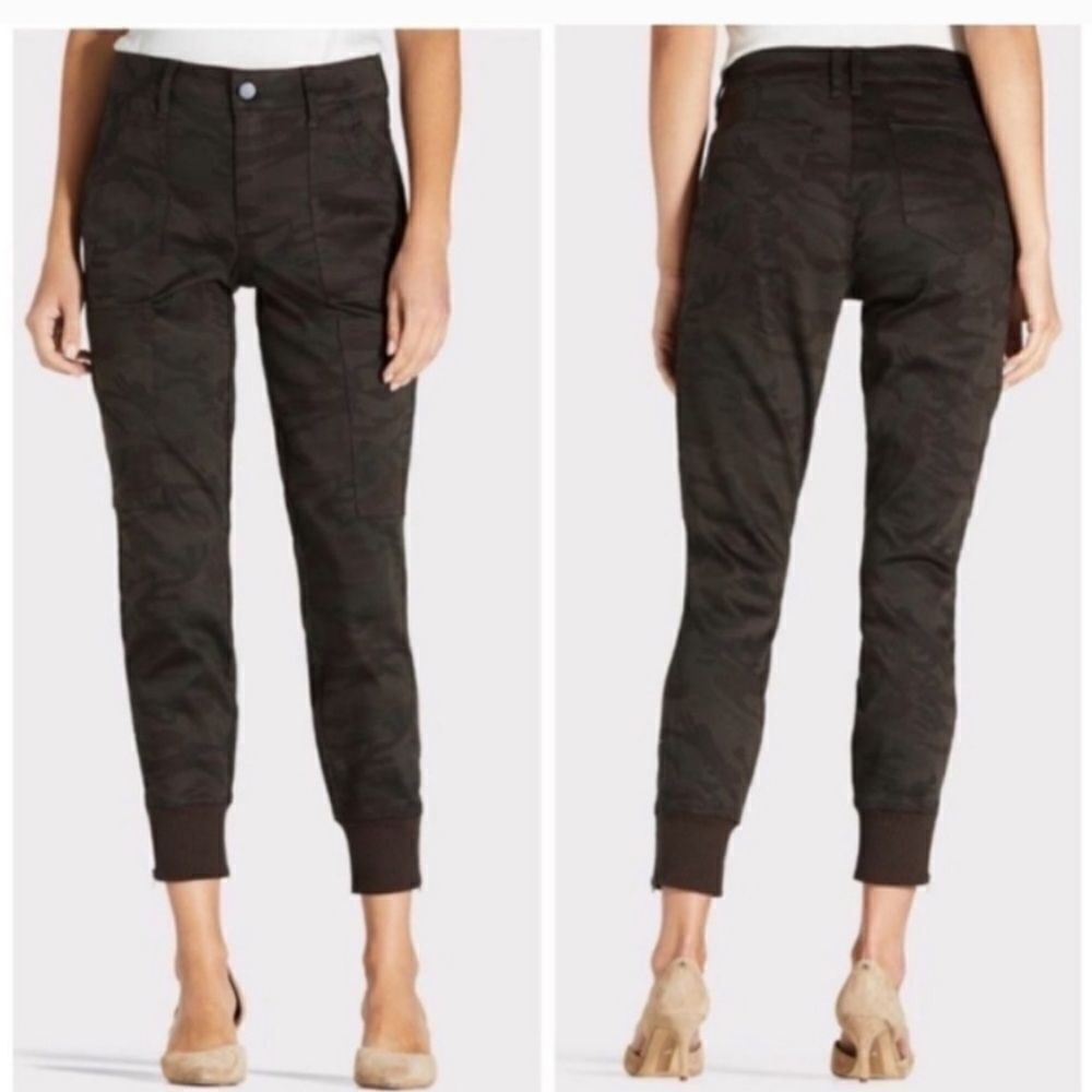 Level 99‎ Lara Utility Pant in Midnight Camo Size 28